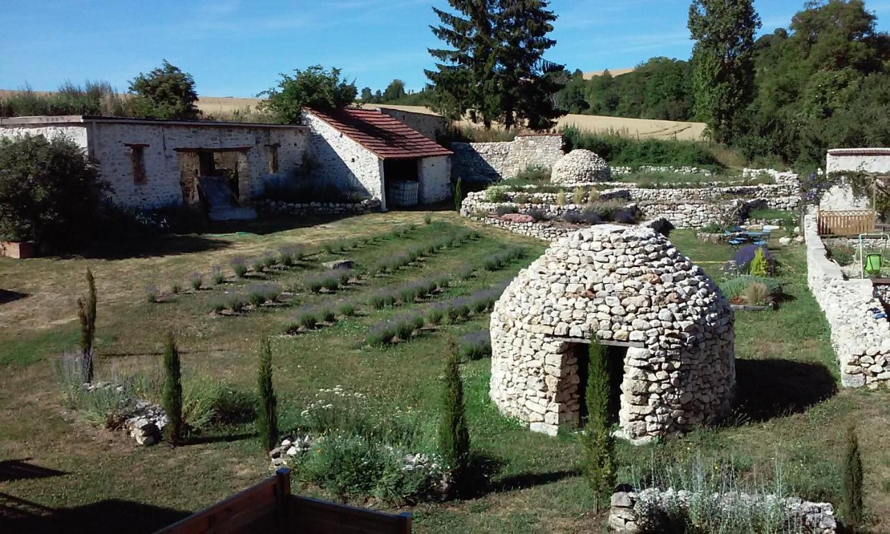 Willa Les Bories En Champagne Montlevon Zewnętrze zdjęcie